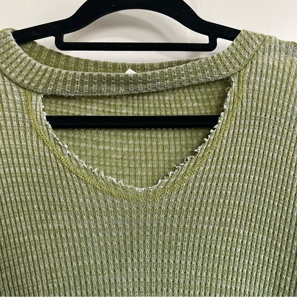 Cato Olive Ribbed Knit Top Size 14/16 - Picture 4 of 10